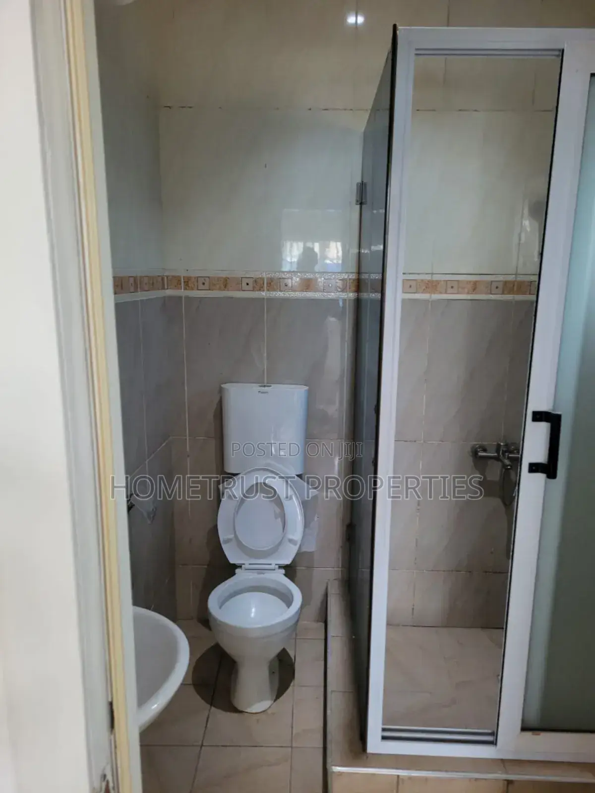 3bdrm House in Hometrust Properties, Amasaman for sale
