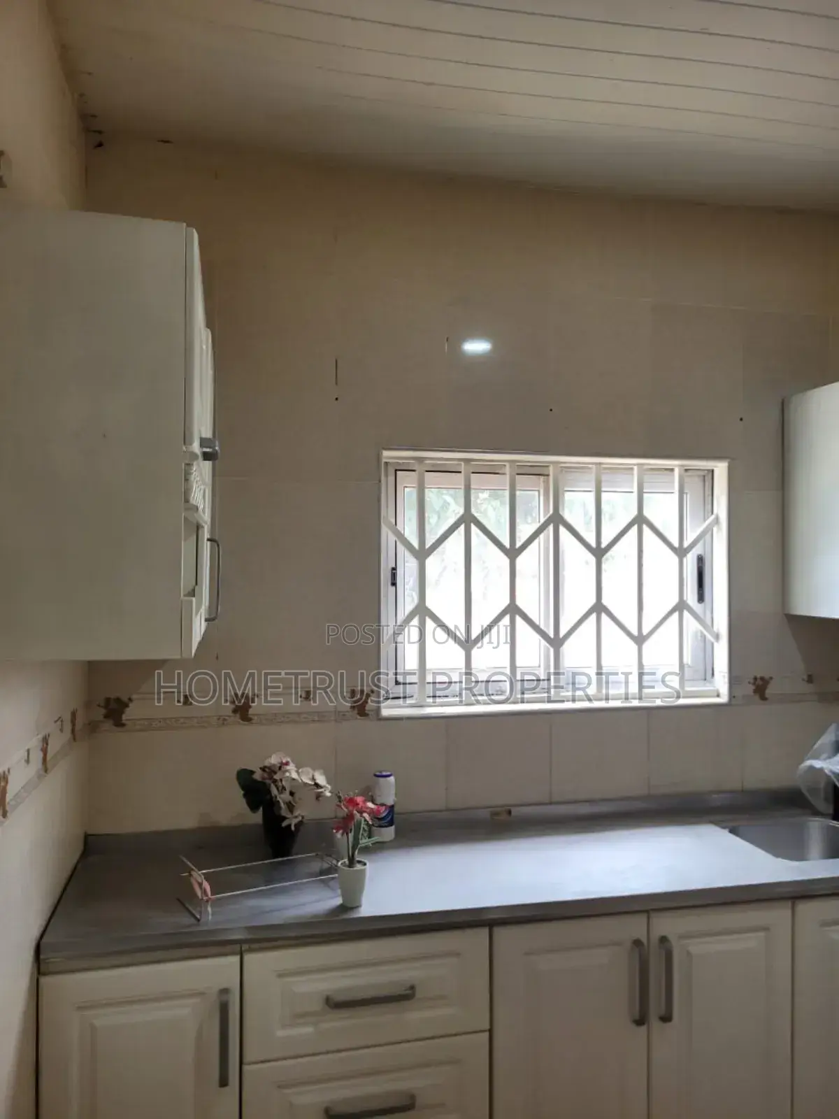 3bdrm House in Hometrust Properties, Amasaman for sale