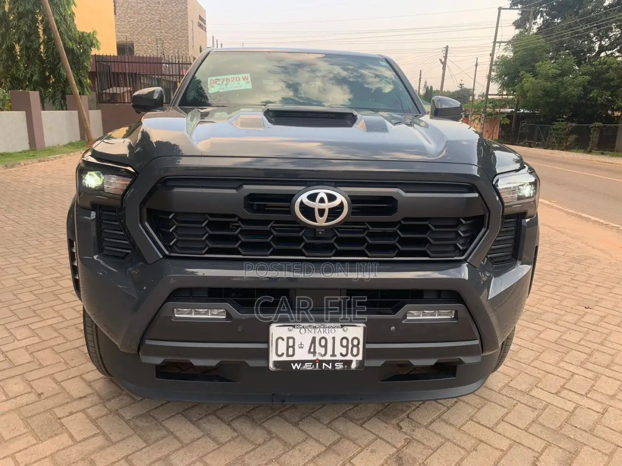 Toyota Tacoma 2024 Gray