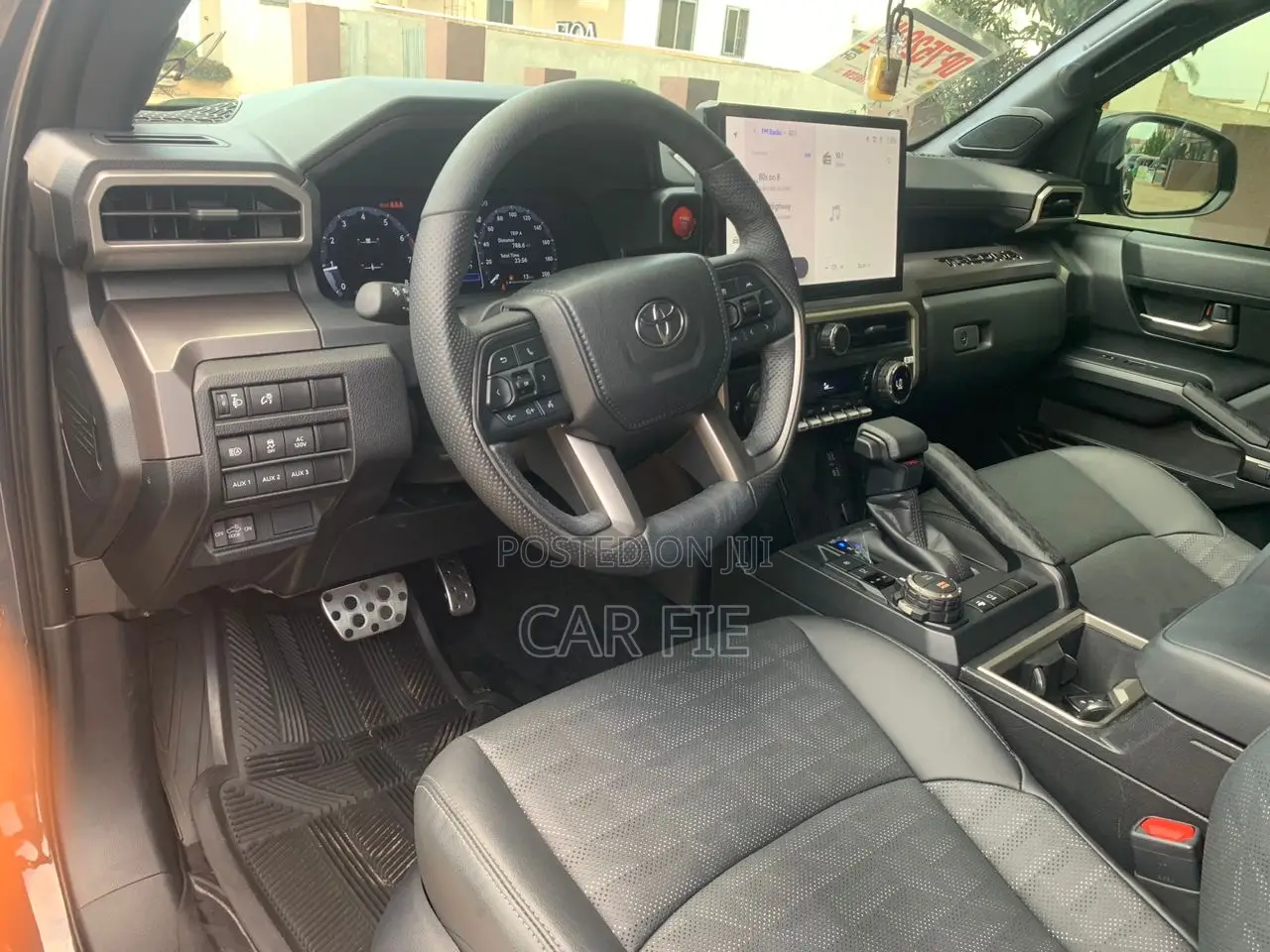Toyota Tacoma 2024 Gray