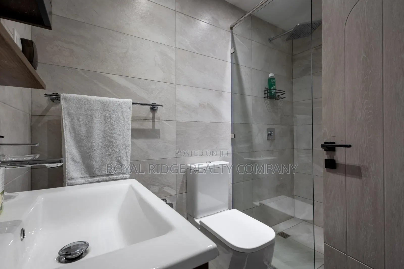 Furnished 1bdrm Apartment in Airport Residential, Accra Metropolitan