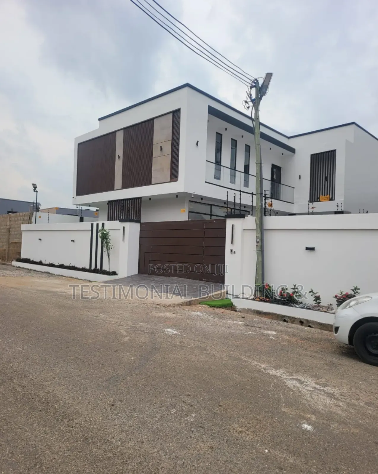 4bdrm House in Testimonial Building, Oyarifa for sale