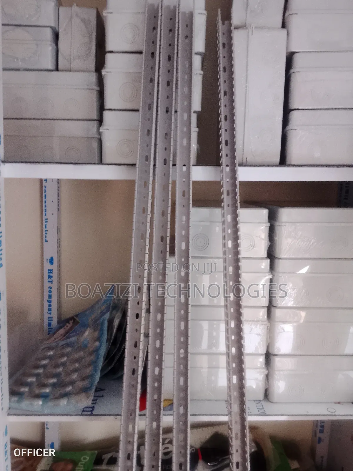 40*30mm Slotted Cable Trunking