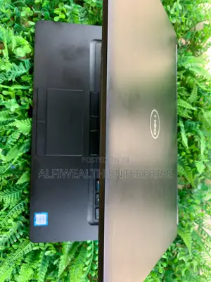 Laptop Dell Latitude 5491 8GB Intel Core I7 SSD 512GB