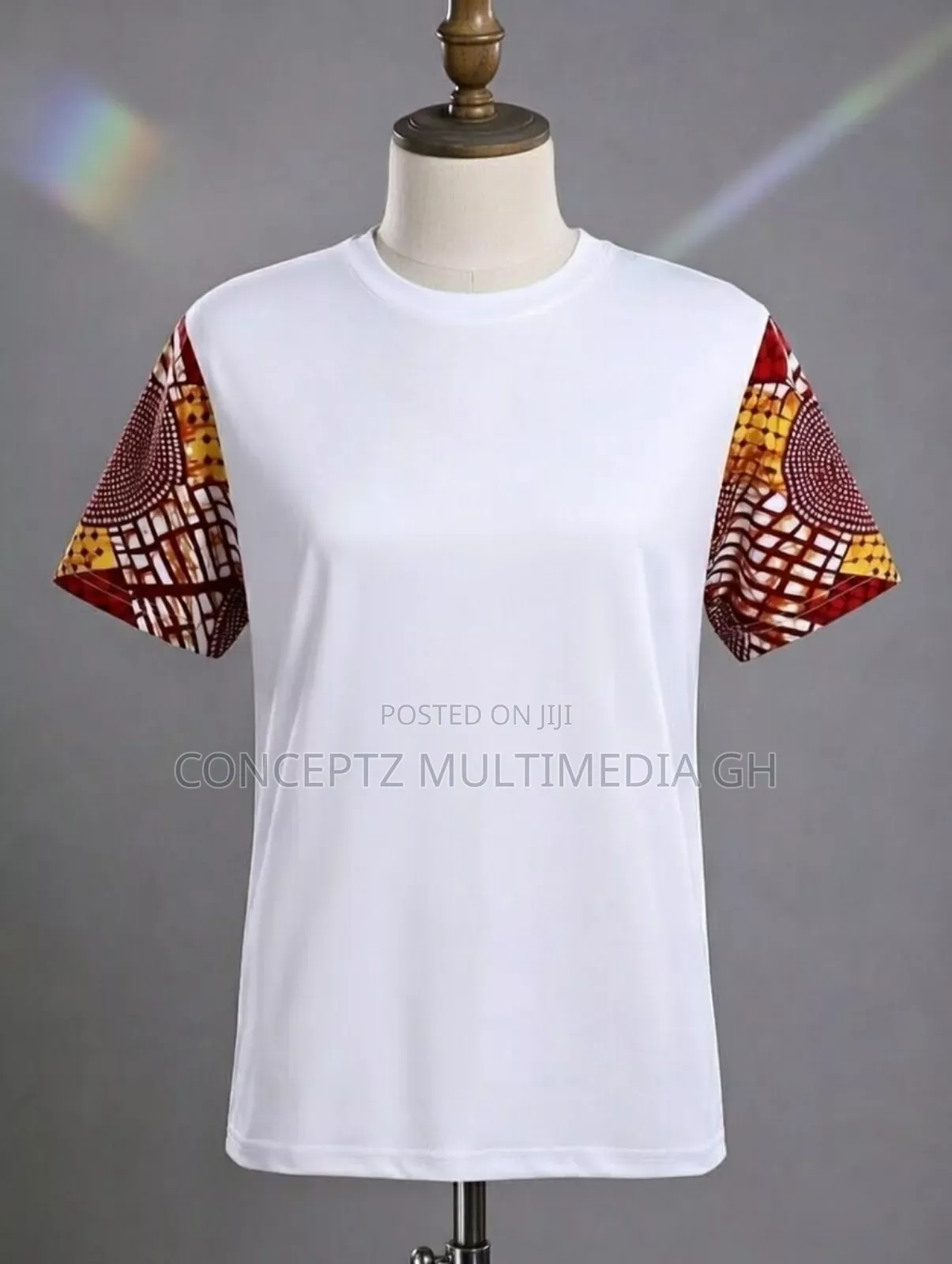 Plain T-shirts And Custom Branded T-shirts