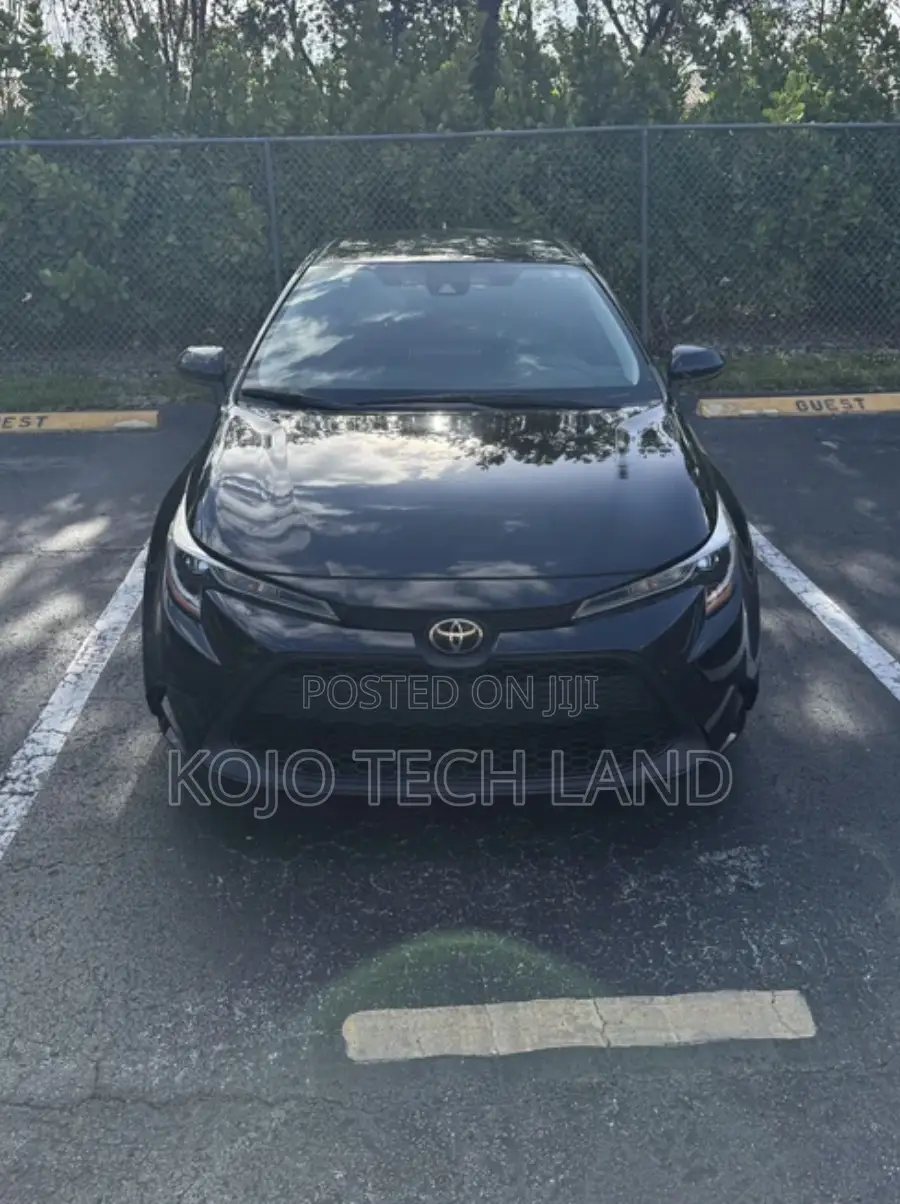 Toyota Corolla LE 2020 Black