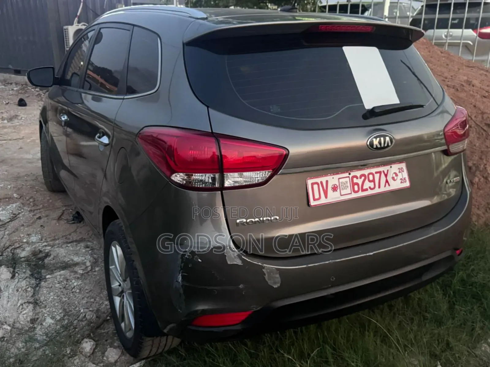 Kia Rondo 2016 Gray