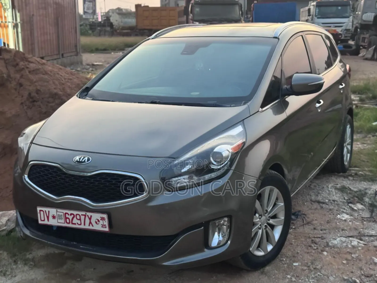 Kia Rondo 2016 Gray
