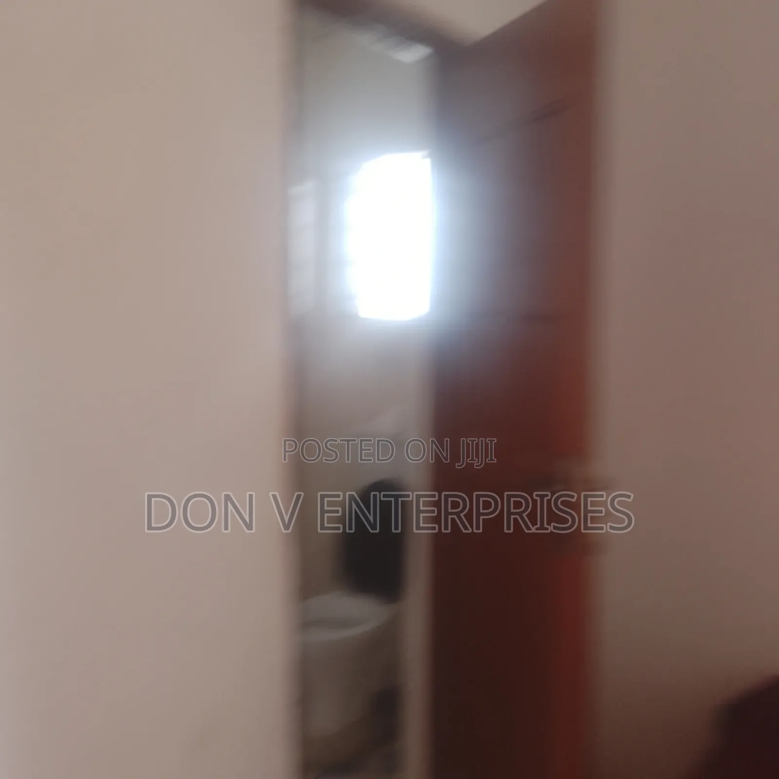 Mini Flat in Don V Enterprise, Ashomang Estate for rent