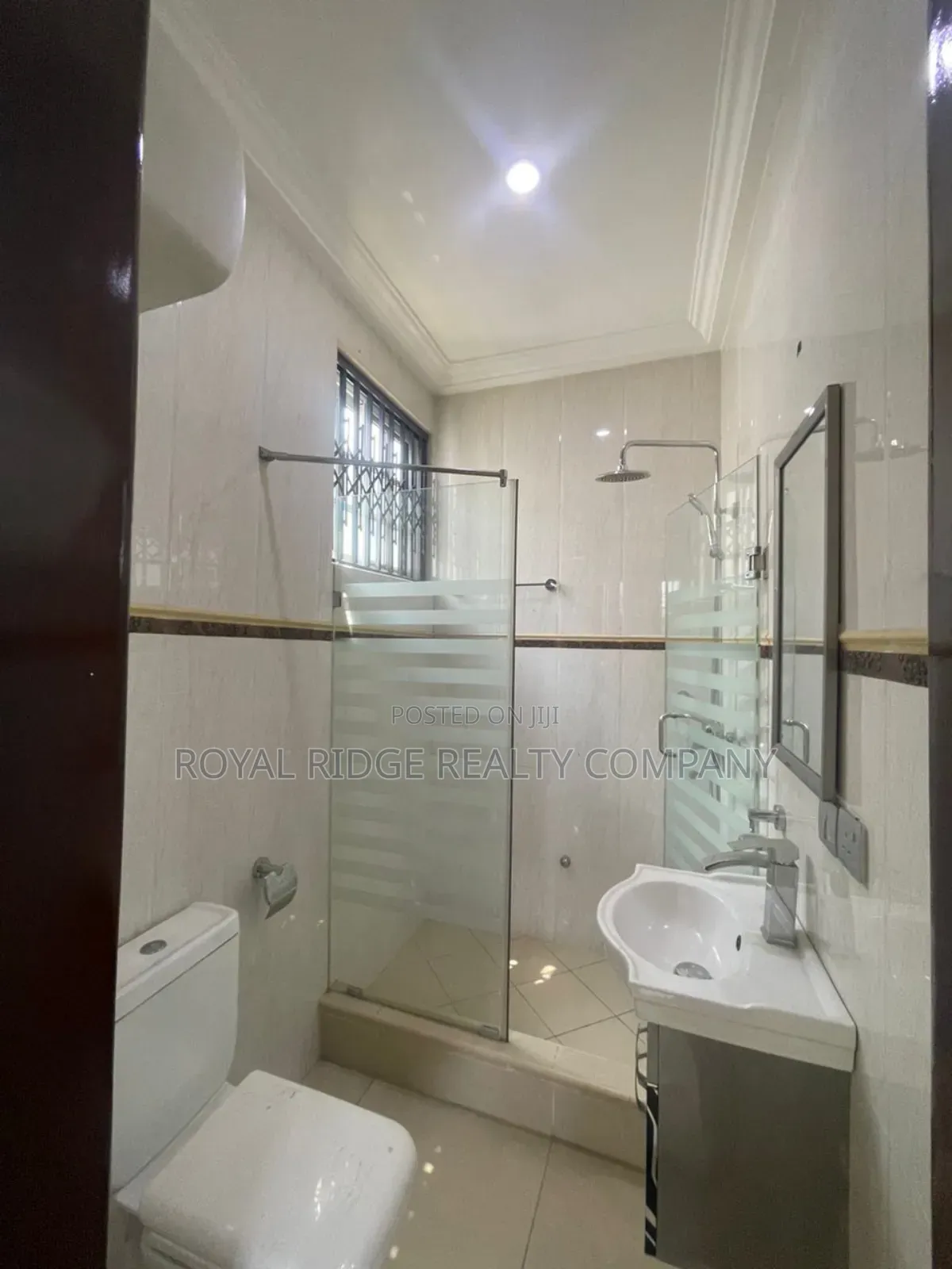 Furnished 4bdrm House in Achimota, Accra Metropolitan for rent