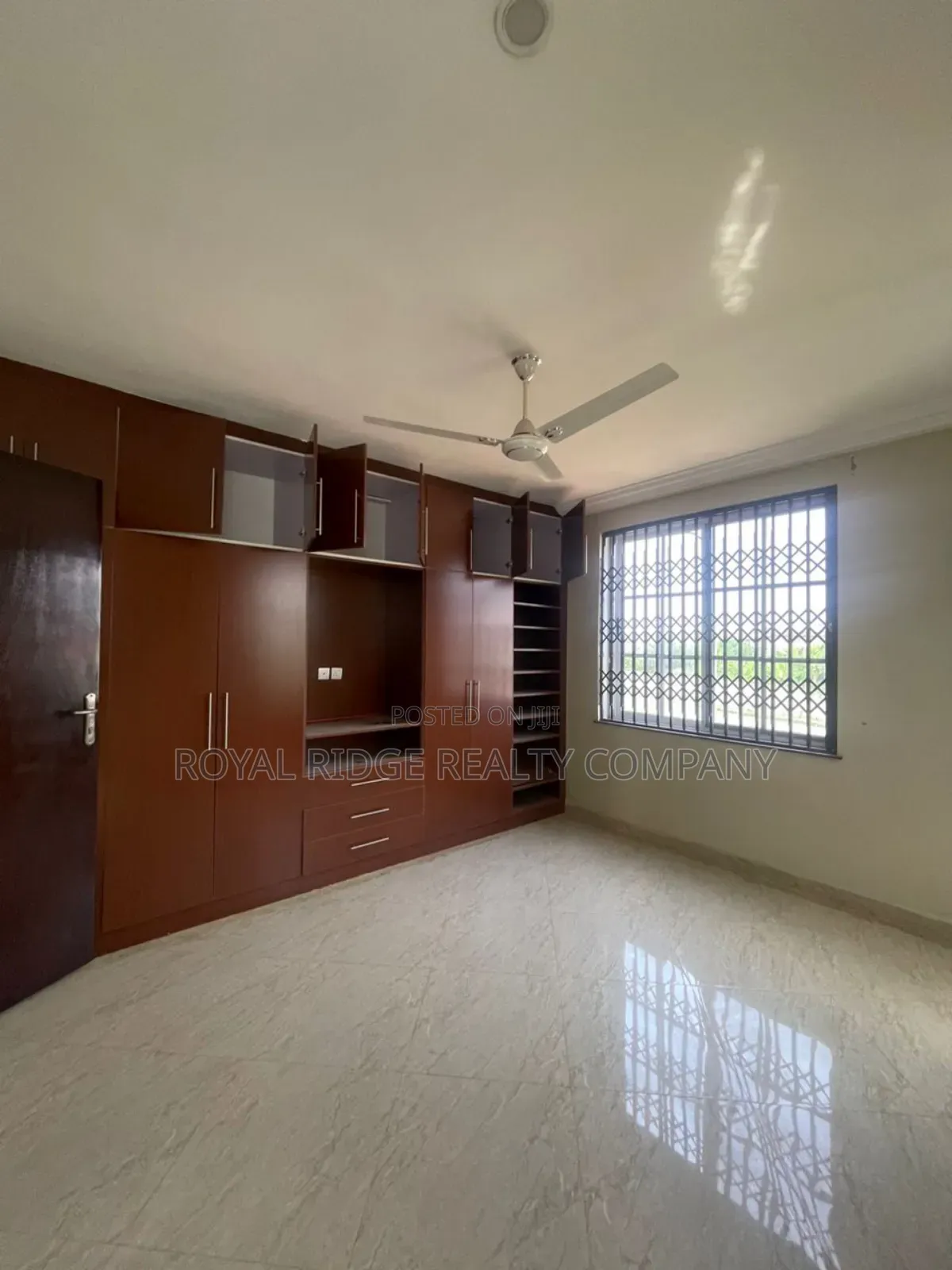 Furnished 4bdrm House in Achimota, Accra Metropolitan for rent