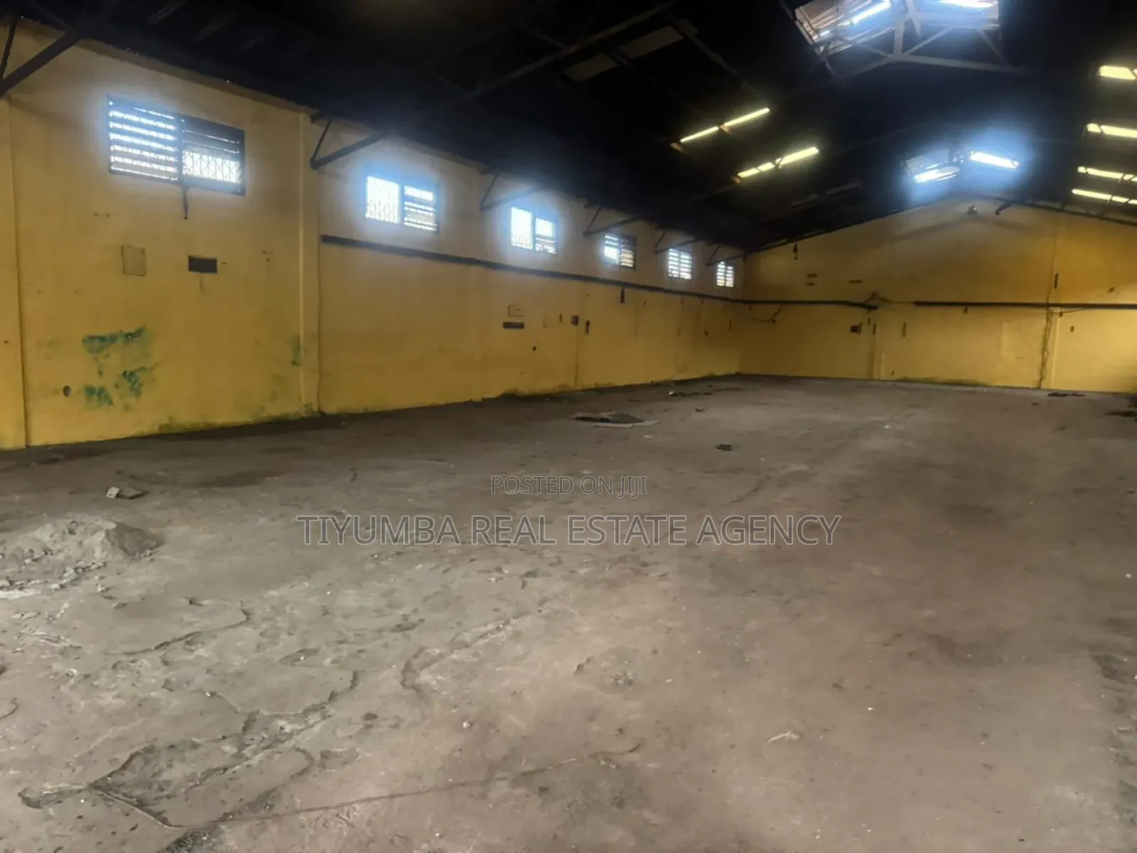 1,500 SQM Warehouse for Rent at North Industrial Area.