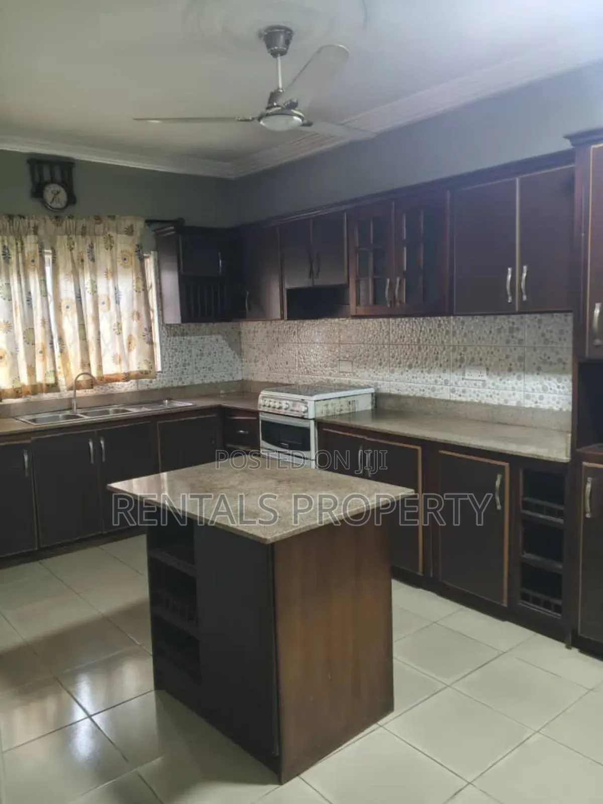5bdrm House in Oyarifa for rent