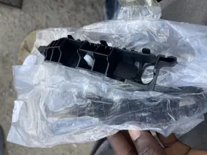 Hyundai Elantra 2012 2013 Bumper Holder/Locker