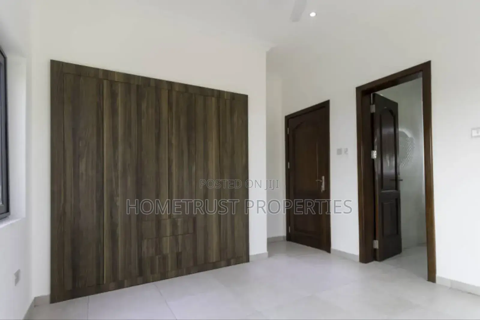 4bdrm Duplex in Hometrust Properties, Abelemkpe for rent