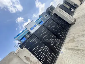3bdrm House in Acp Kwabenya, Accra Metropolitan for sale