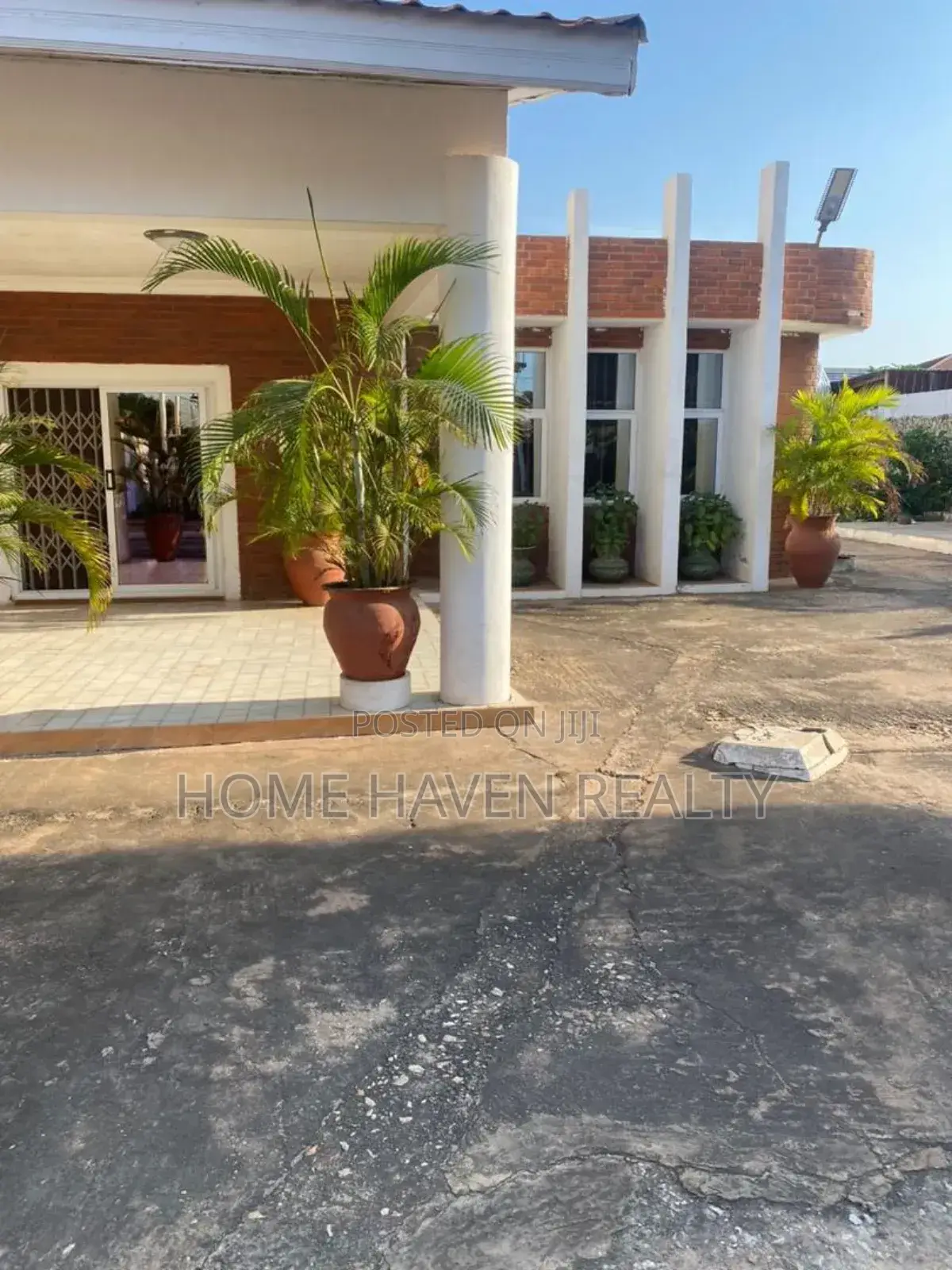 6bdrm House in Tantra Hills for sale
