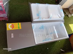 Westpool 136l Refrigerator – Ideal for Hostels Small Kitchens