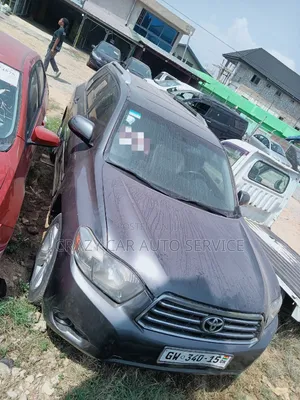 Toyota Highlander Limited 2010 Gray