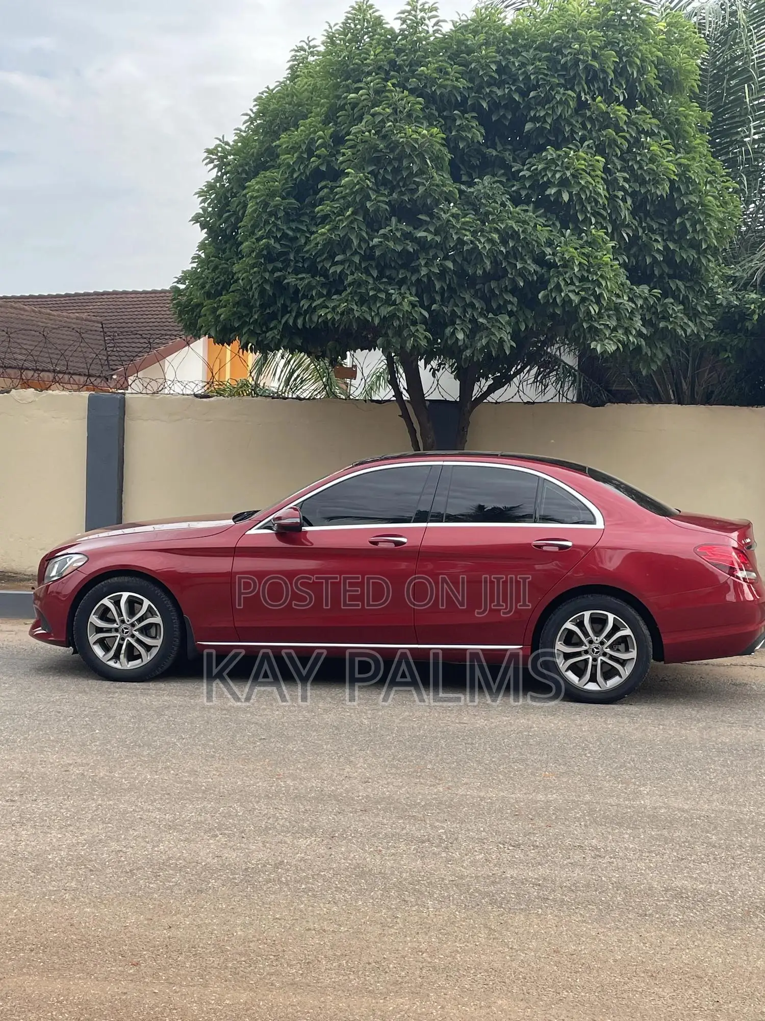 Mercedes-Benz C300 2018 Red