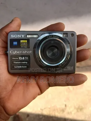 Sony Cybershot DSS-W300