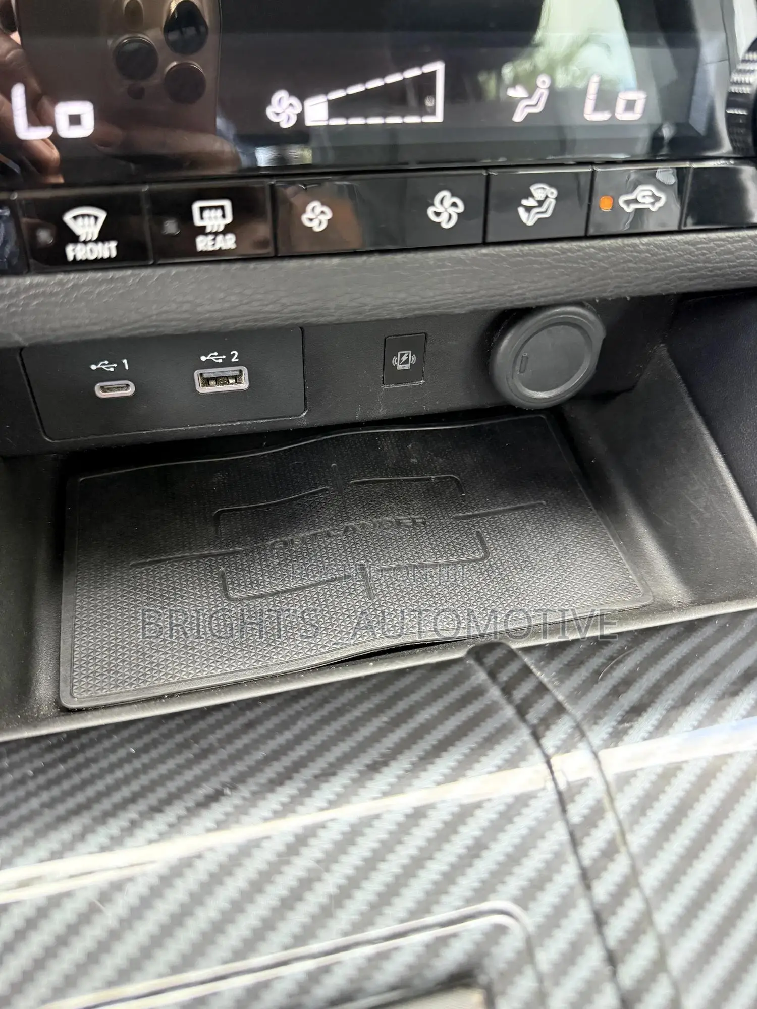 Mitsubishi Outlander SE 2023 White