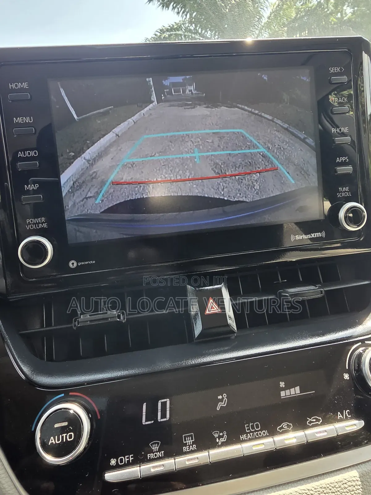Toyota Corolla LE 2022 Silver
