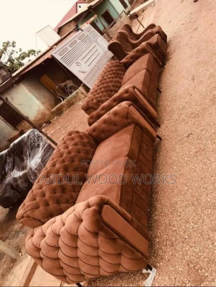 Sofa Lining Chairs