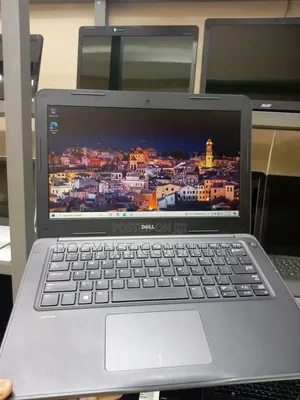 Laptop Dell Latitude 3380 4GB Intel Core i3 SSD 128GB