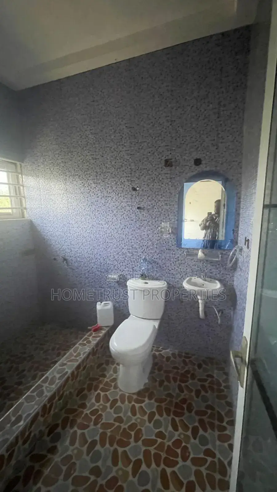 3bdrm House in Hometrust Properties, Amasaman for sale