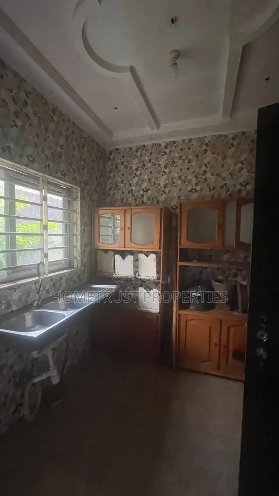 3bdrm House in Hometrust Properties, Amasaman for sale