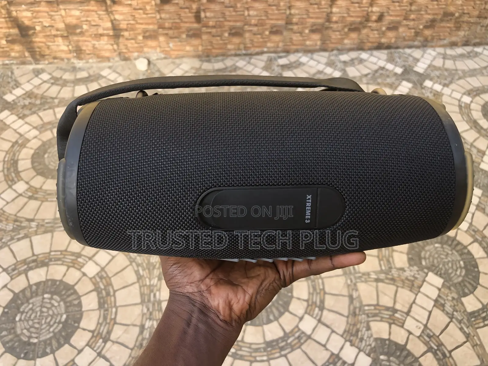 Preowned JBL Extreme 3 Blue Speaker From America for Sale