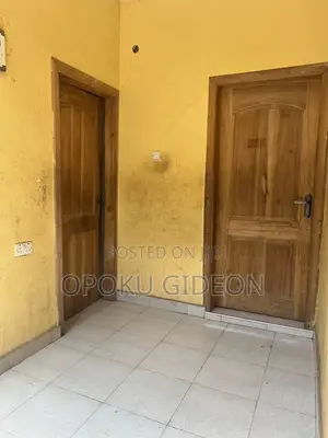 1bdrm Room & Parlour in Ablekuma for rent