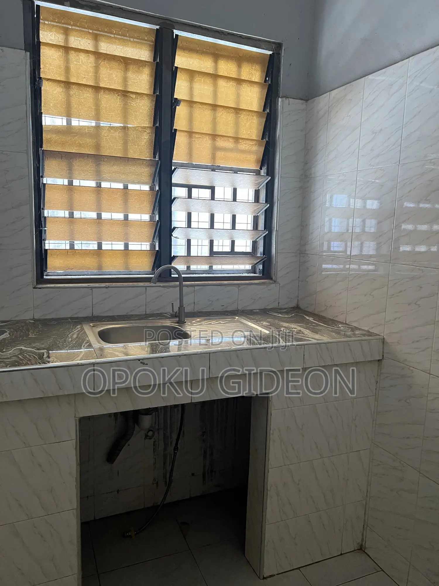 1bdrm Room & Parlour in Ablekuma for rent