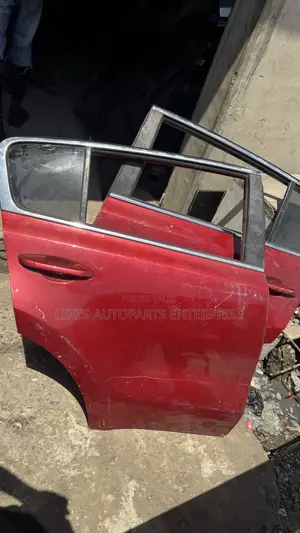 Kia Sportage 2017,2018,2019,2020. Doors Available