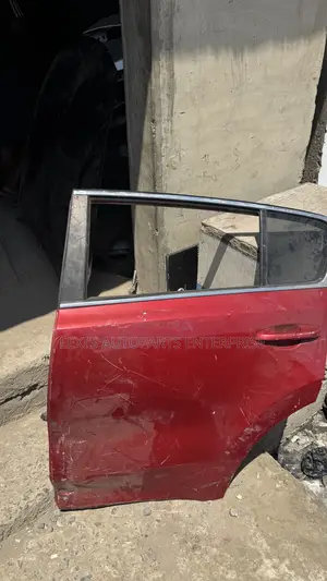 Kia Sportage 2017,2018,2019,2020. Doors Available