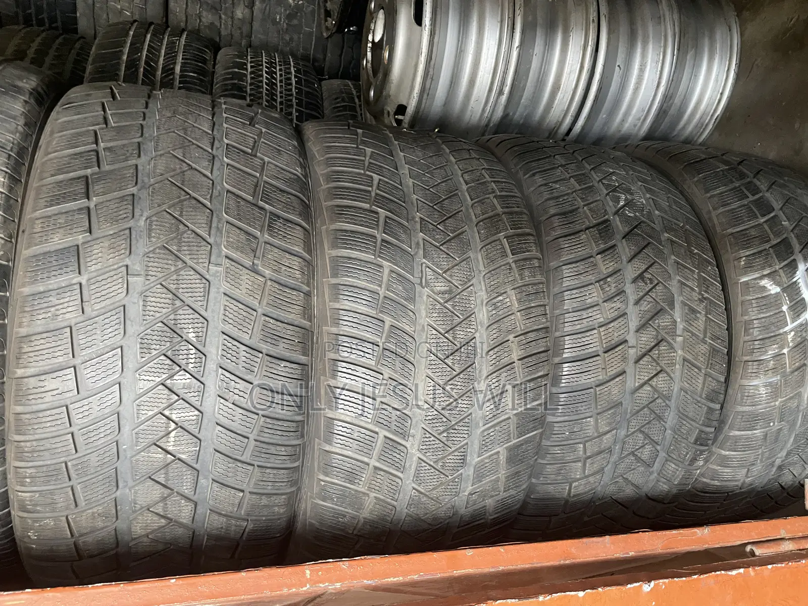325/35/22 Tire 4 Set