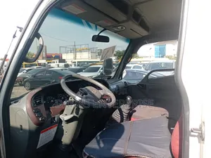 Hyundia 2.5 Tons Double Cabin