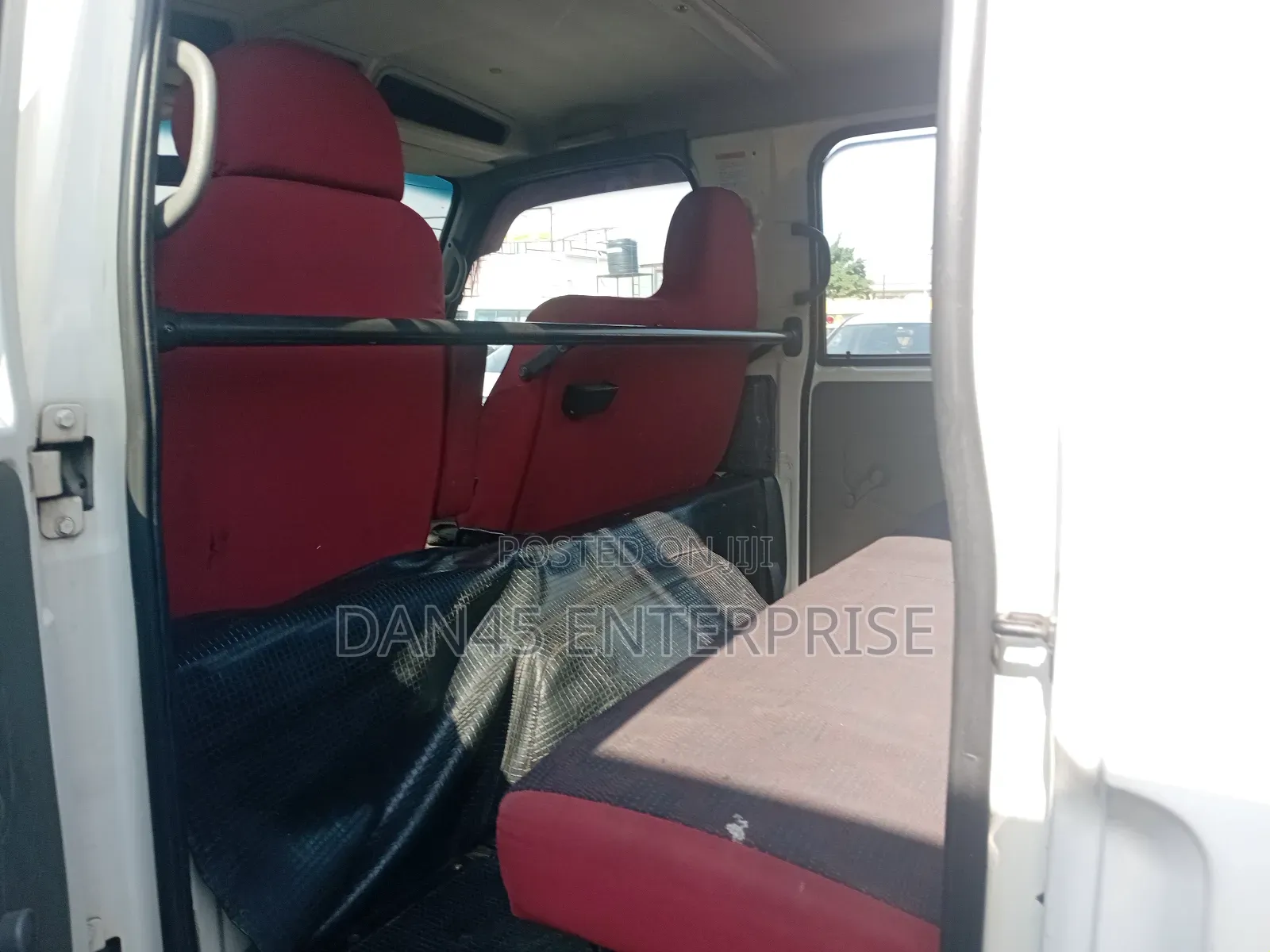 Hyundia 2.5 Tons Double Cabin