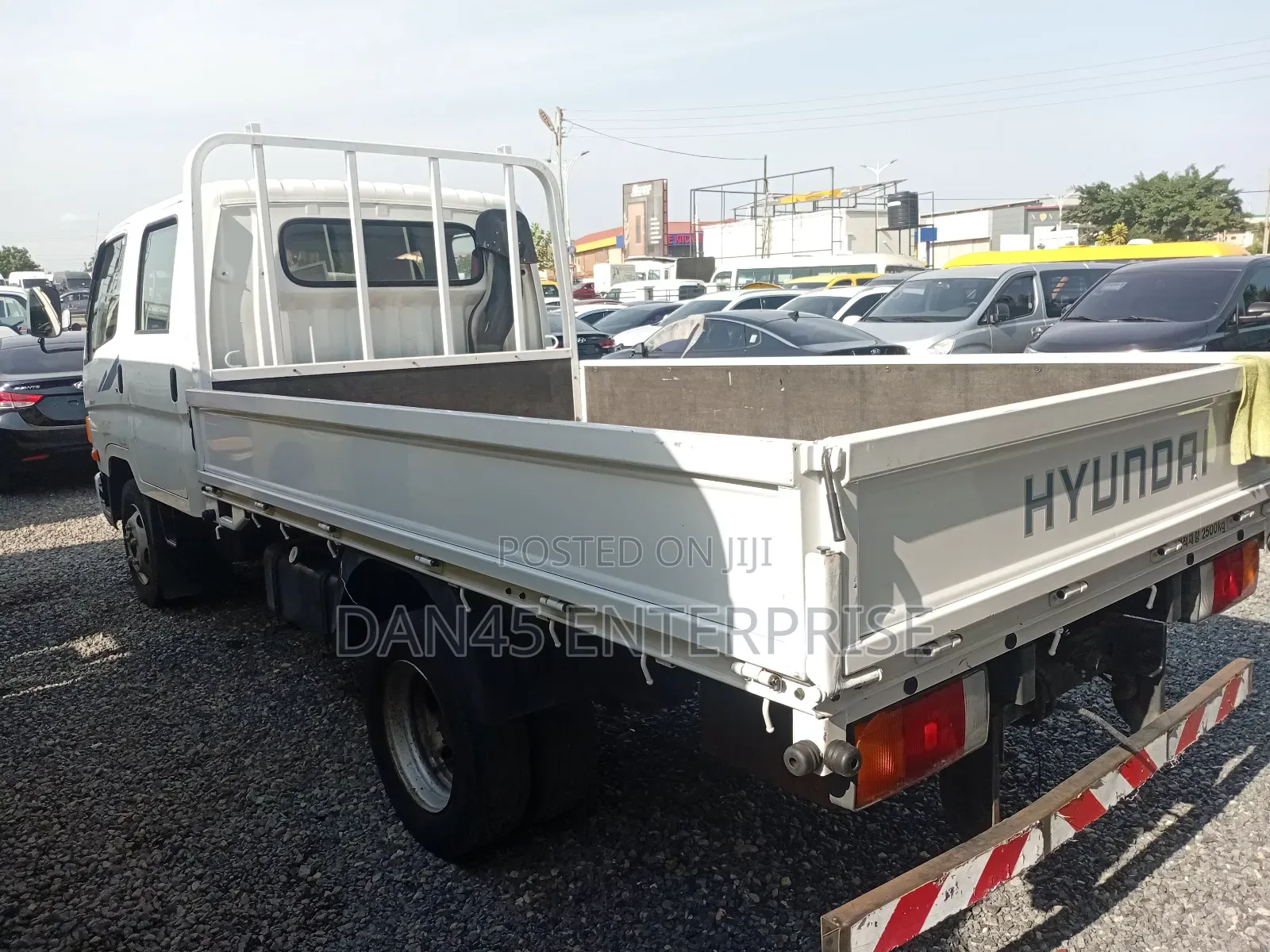 Hyundia 2.5 Tons Double Cabin