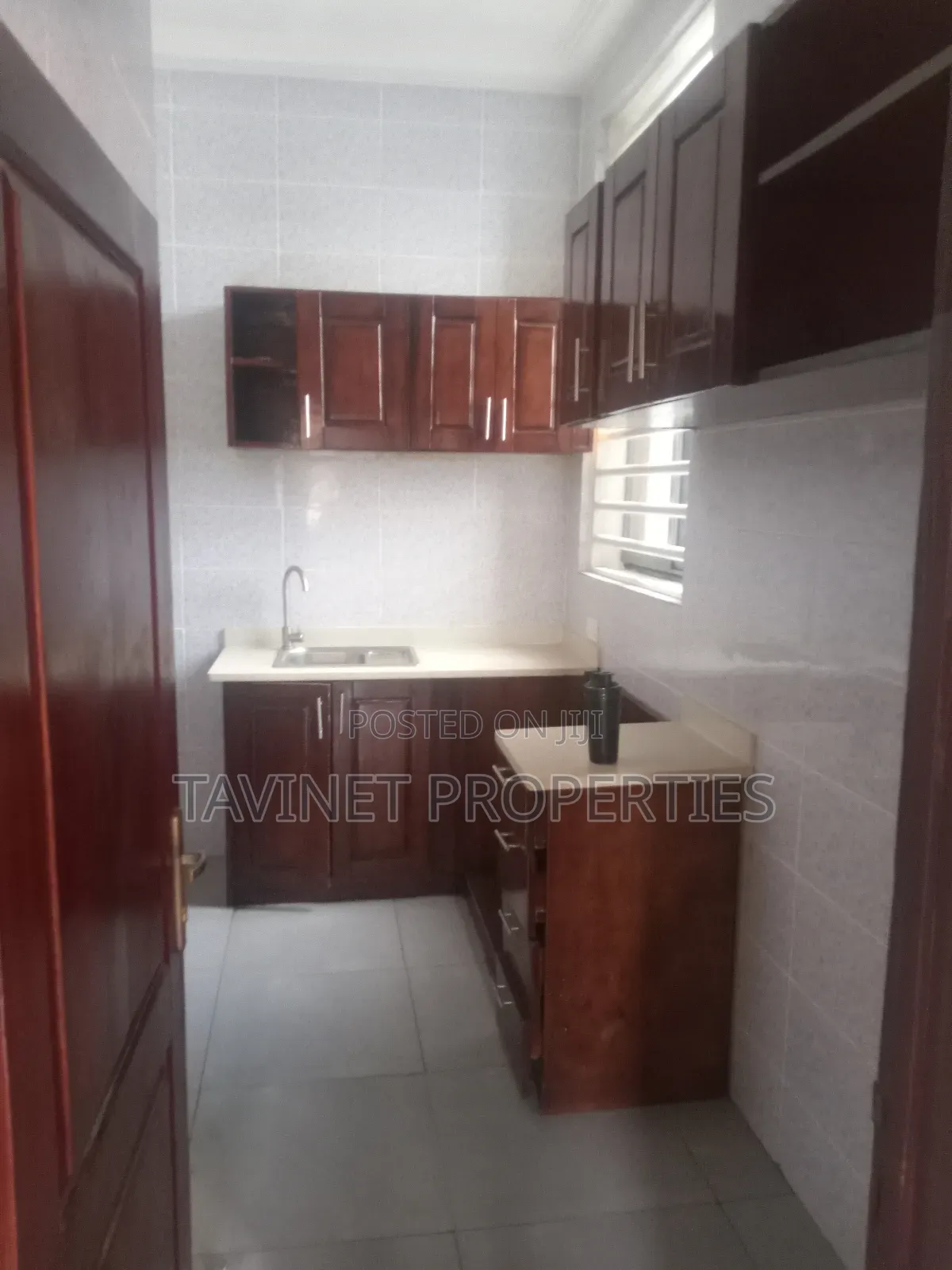 2bdrm Apartment in Adjiriganor for rent