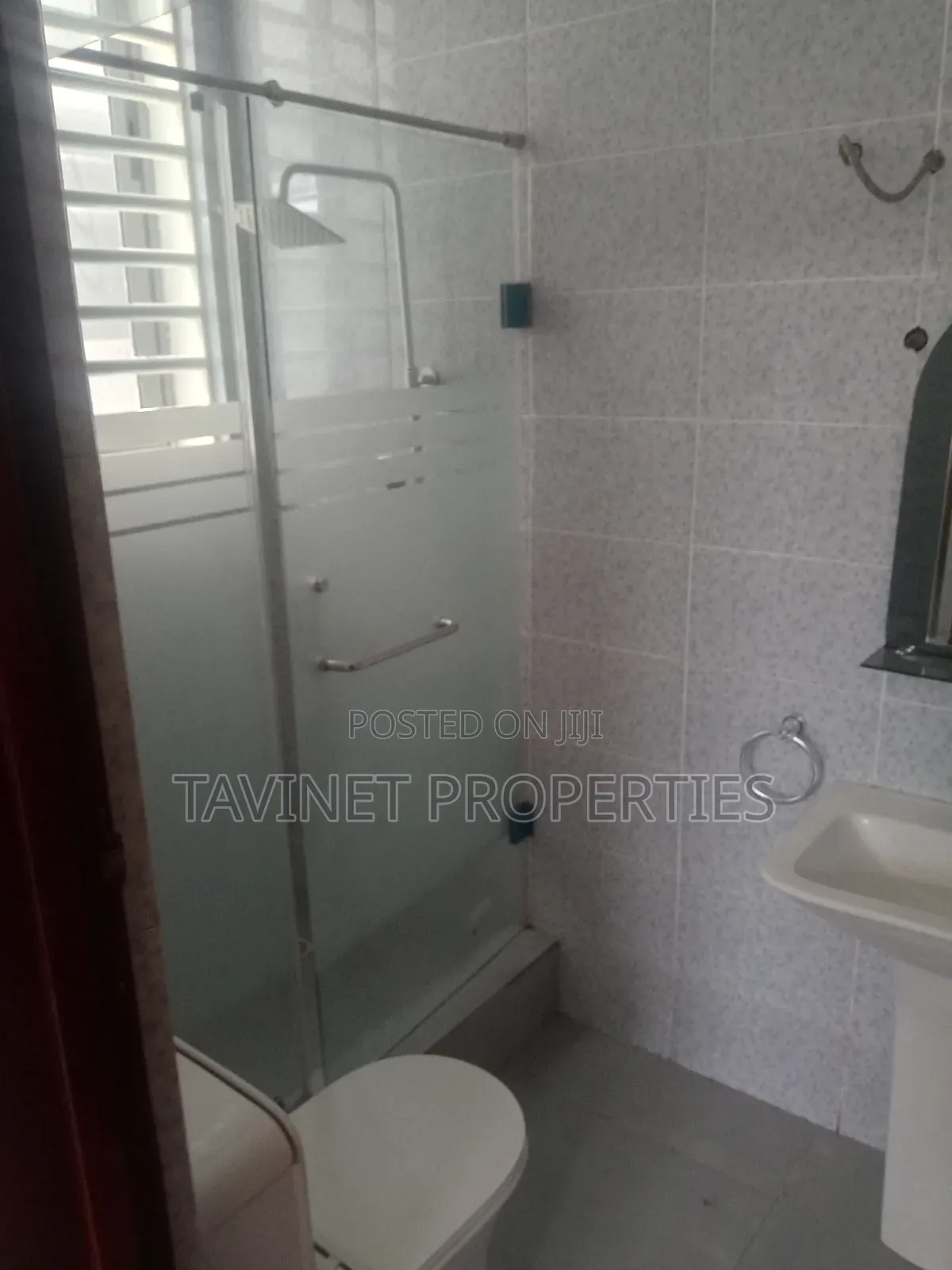 2bdrm Apartment in Adjiriganor for rent