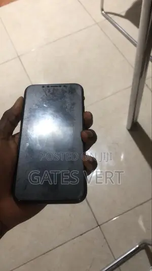 Apple iPhone XR 64 GB Gray
