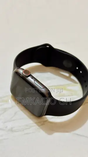 Apple Watch Series 6 44mm GPS + Cellular
