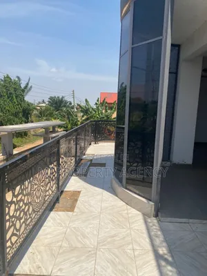 3bdrm Apartment in Golf Estate Tema for rent