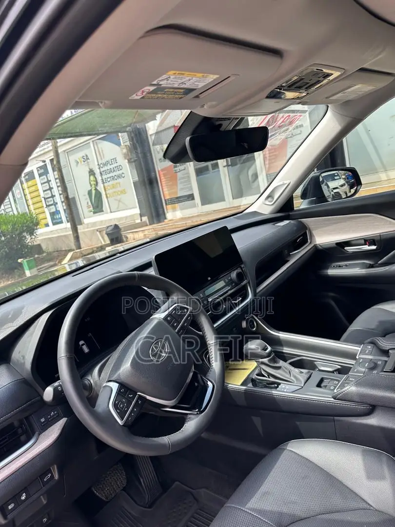 Toyota Grand Highlander Limited AWD 2024 Black