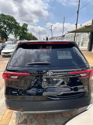 Toyota Grand Highlander Limited AWD 2024 Black