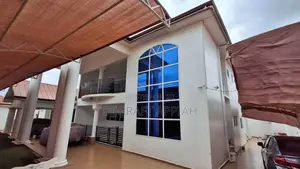 12bdrm House in Abuakwa, Kumasi for sale
