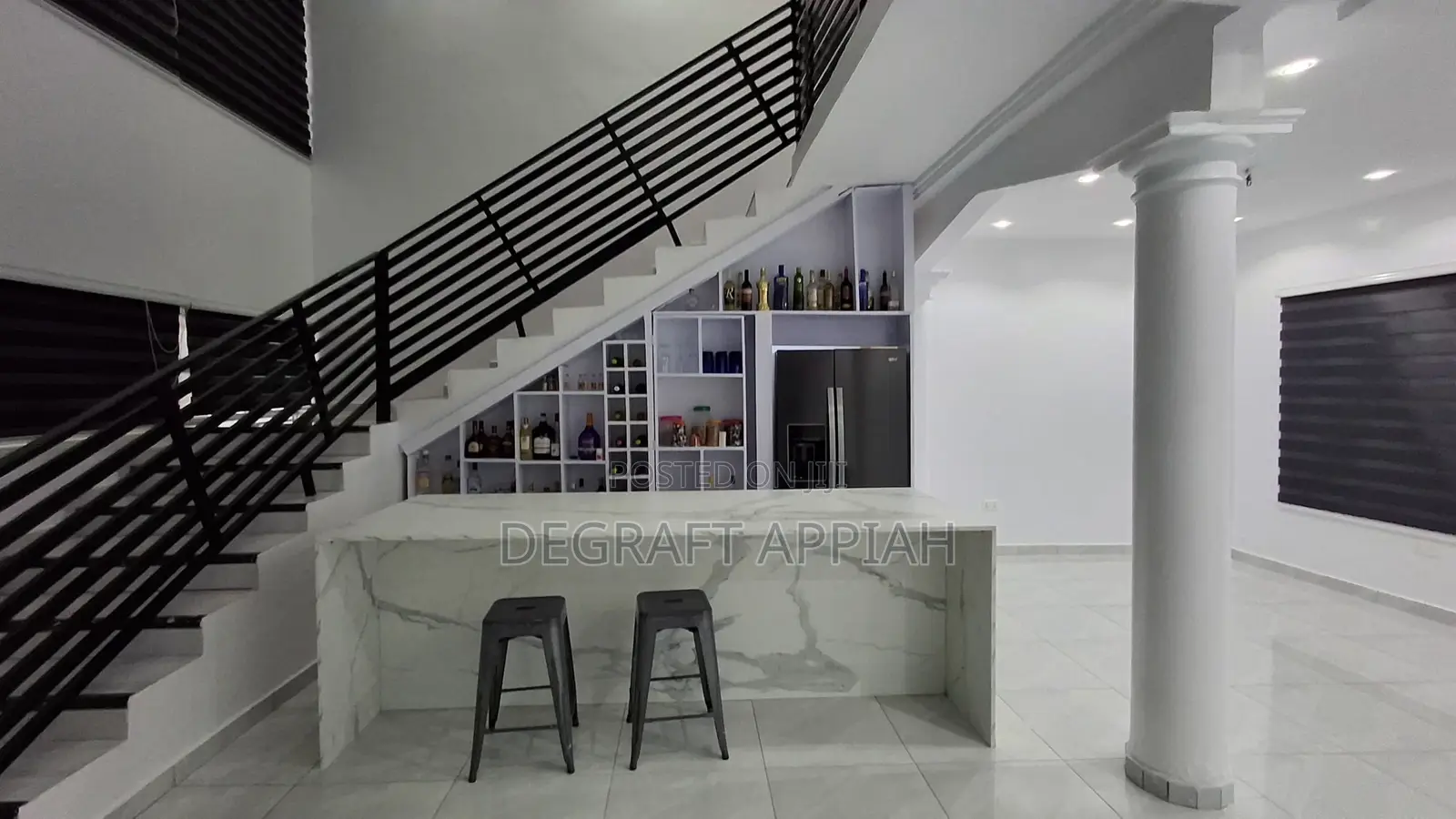 12bdrm House in Abuakwa, Kumasi for sale