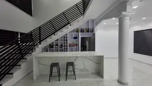 12bdrm House in Abuakwa, Kumasi for sale